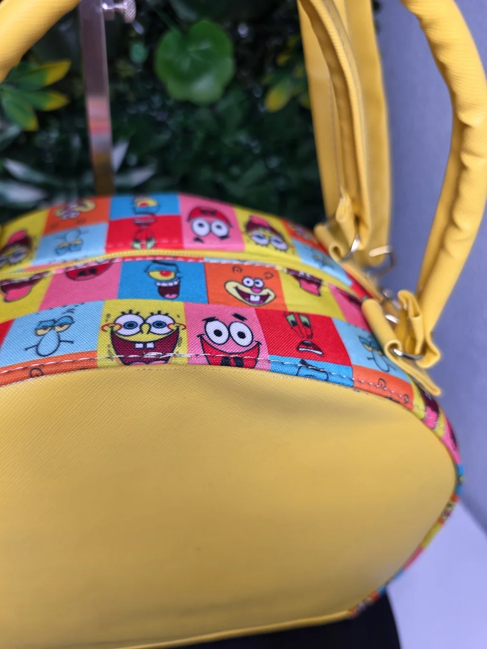 New 30cm Yellow Sponge Character Dome Crossbody Bag with Detachable Strap